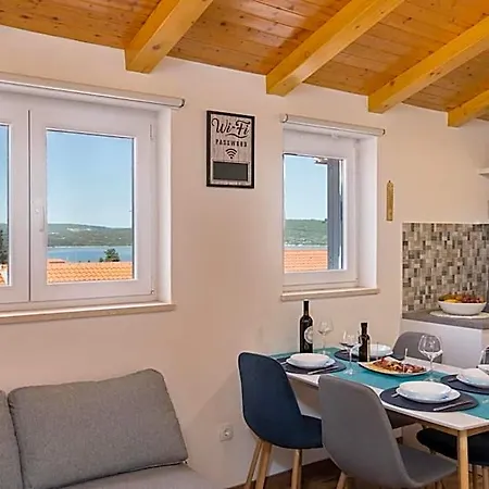 The Rooftop Hotel 4*